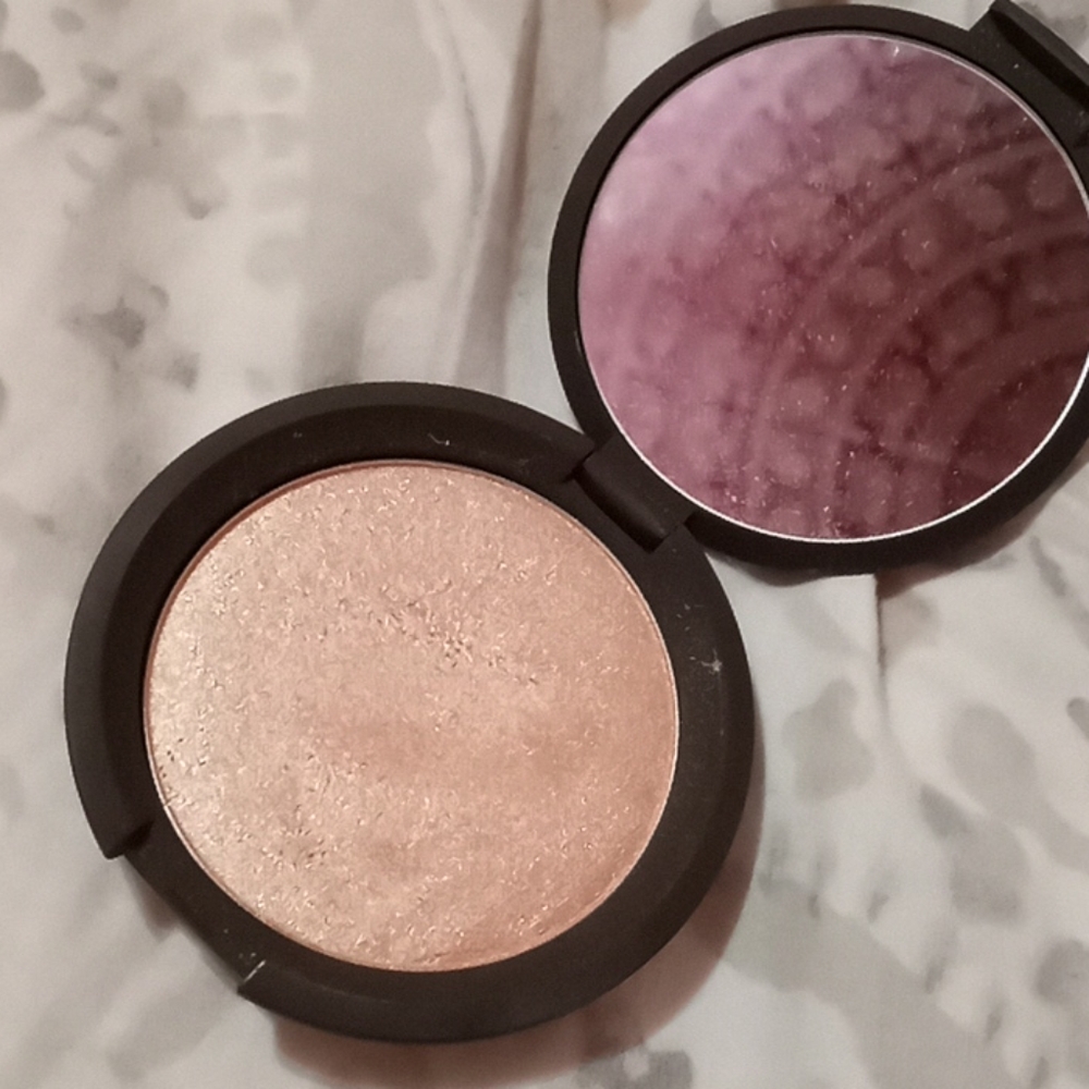 Becca Shimmering Skin Perfector Pressed Highlighte